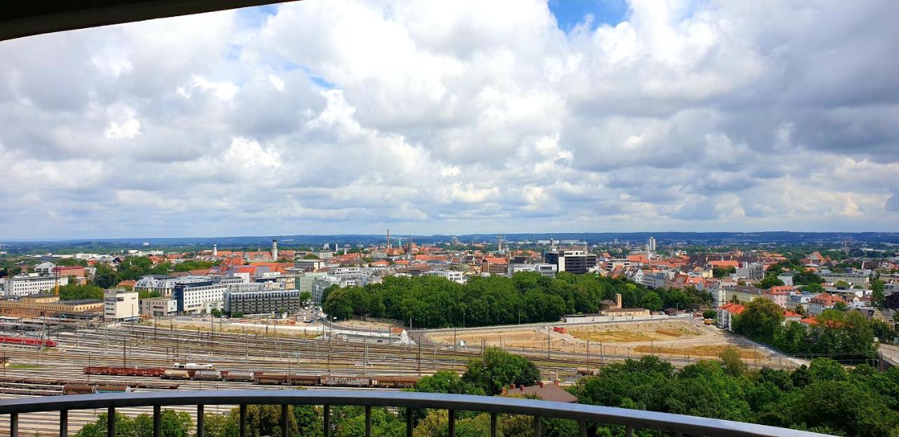 Suite-Xxi City View Hotelturm Augsburg Eksteriør billede