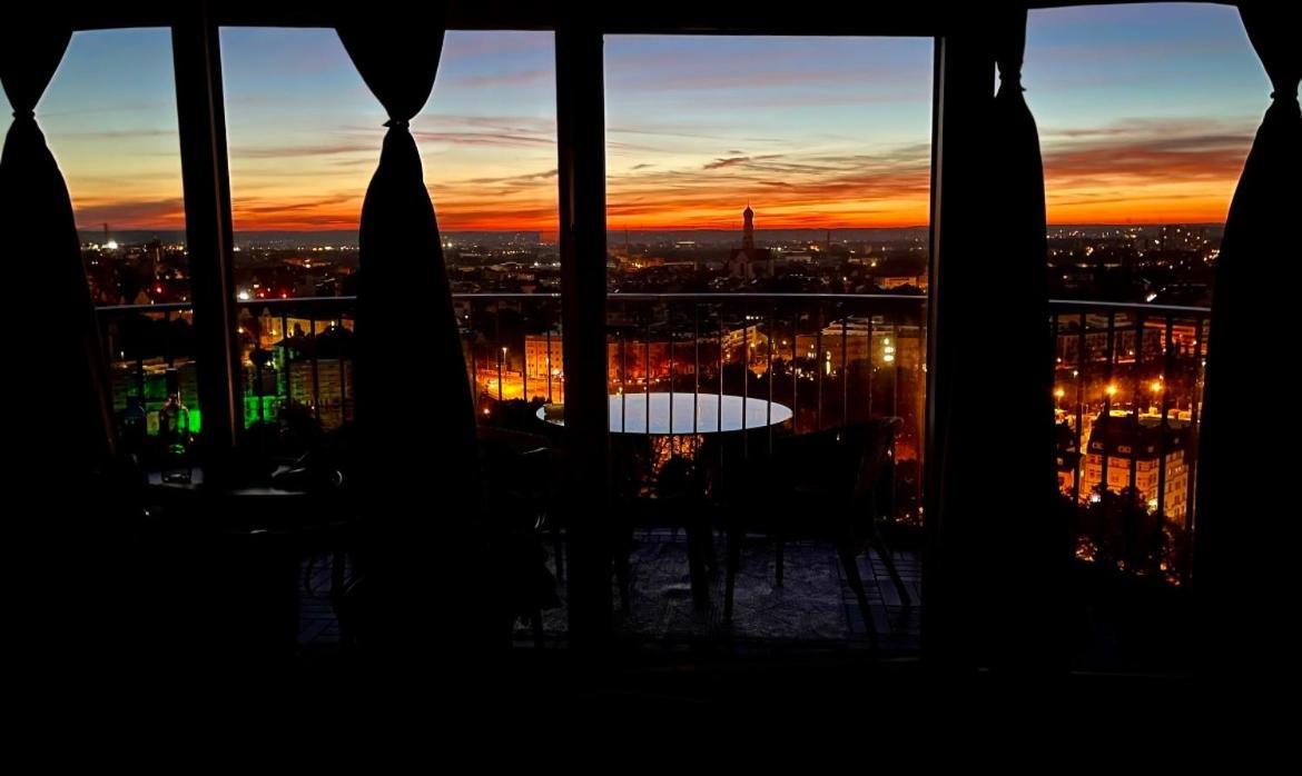 Suite-Xxi City View Hotelturm Augsburg Eksteriør billede